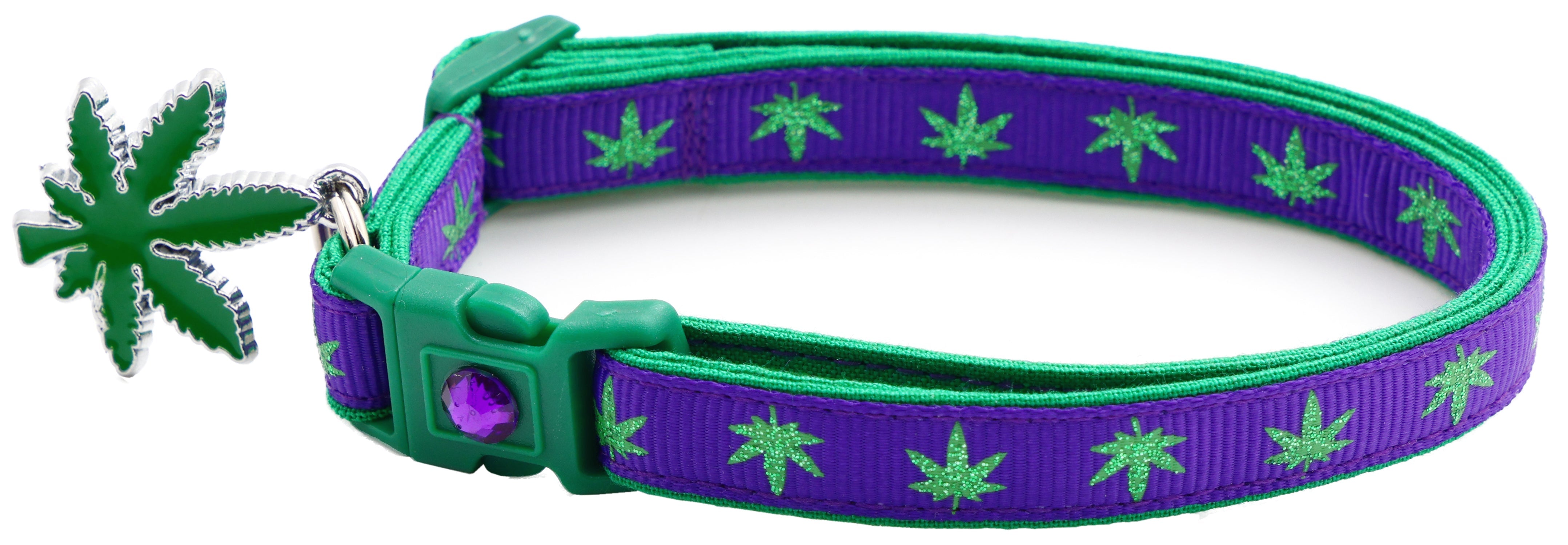 Marijuana Leaves Breakaway Cat Collar-32