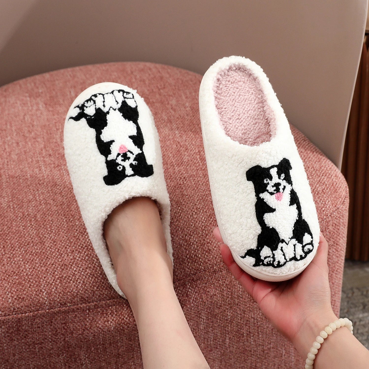 Border Collie Embroidered Plush Slippers