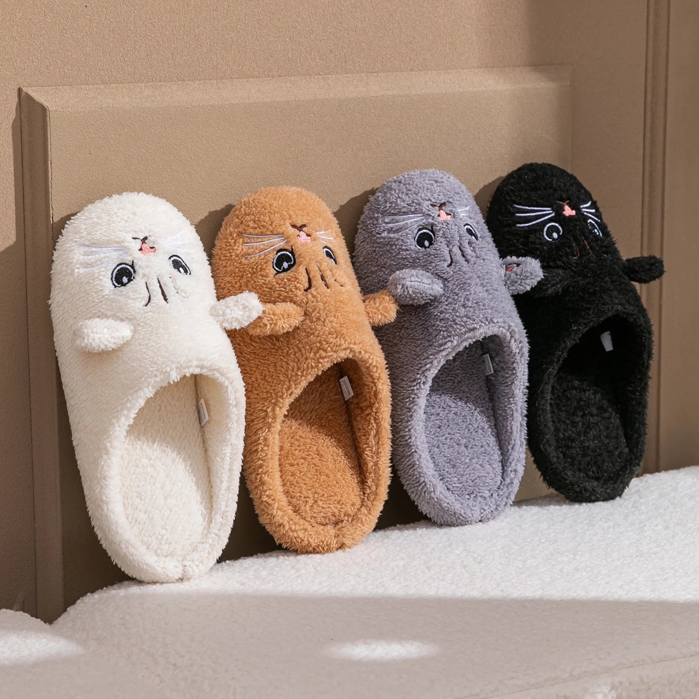 Cartoon Cat Winter Plush Slippers