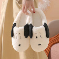 🐕 Snoopy Kawaii Plush Slippers - Nostalgic Winter Warmth for Peanuts Lovers